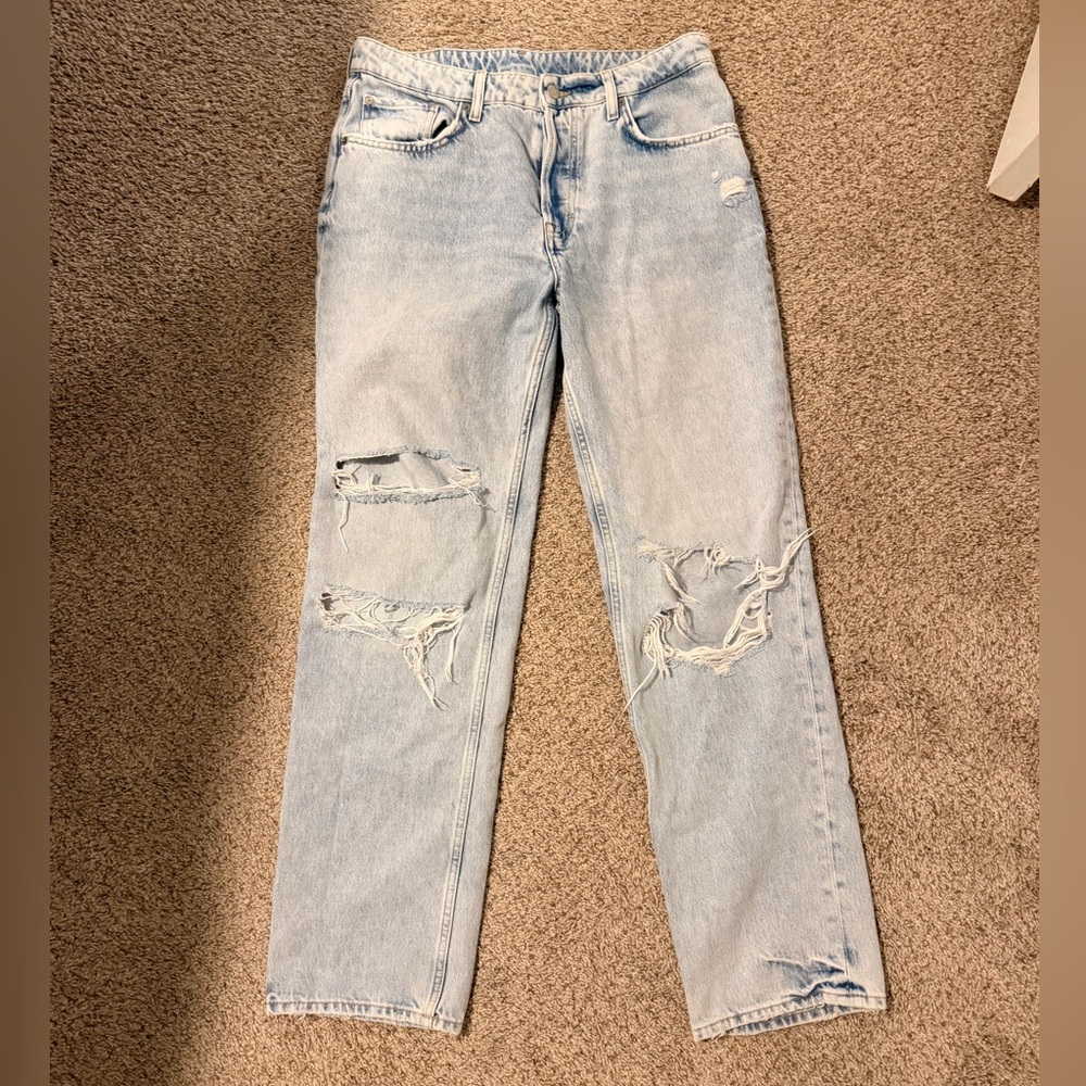H&M 90s Ultra High Waist Baggy Distressed Jeans